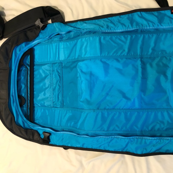 Henty Wingman Messenger garment bag - Picture 6 of 12